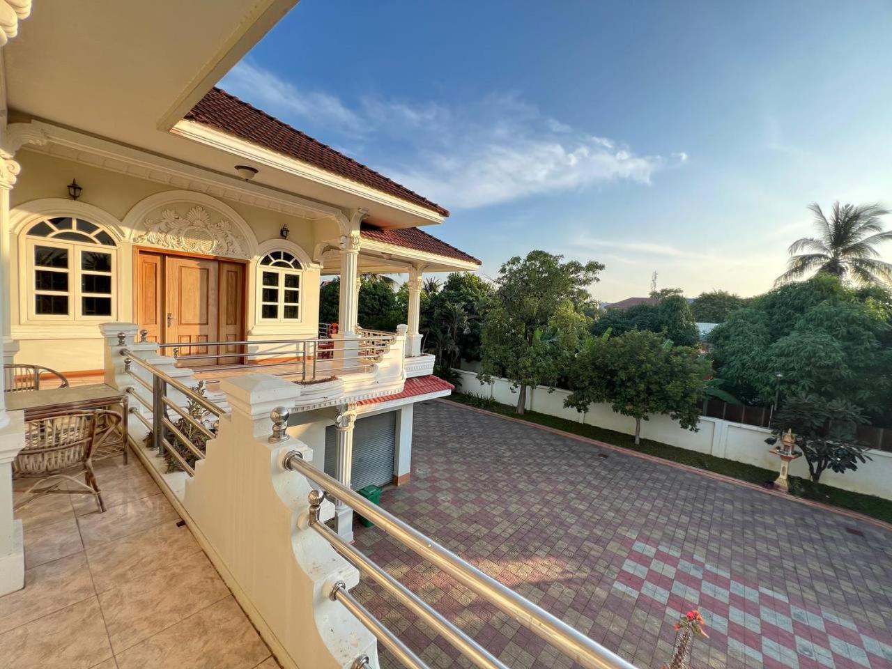 Lotus Blanc Homestay Villa Battambang Ngoại thất bức ảnh