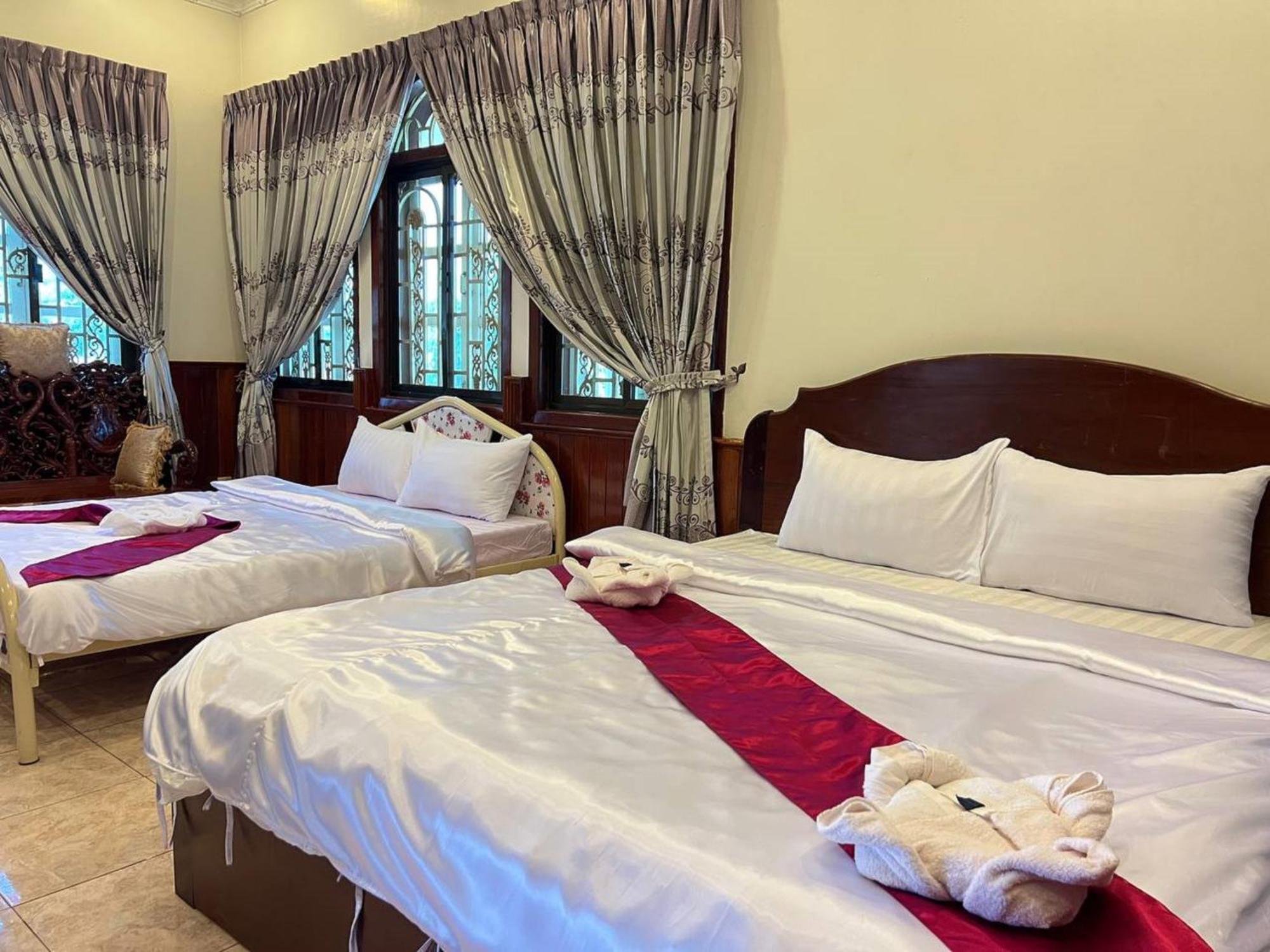 Lotus Blanc Homestay Villa Battambang Ngoại thất bức ảnh